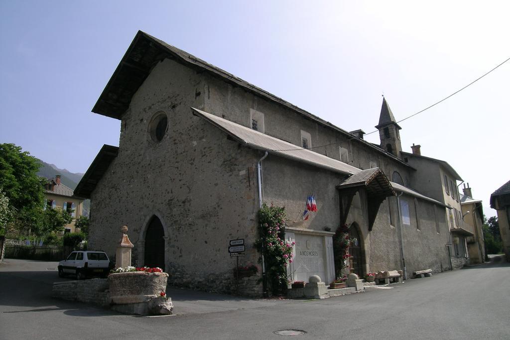 Le Gite Des Faucons Zewnętrze zdjęcie